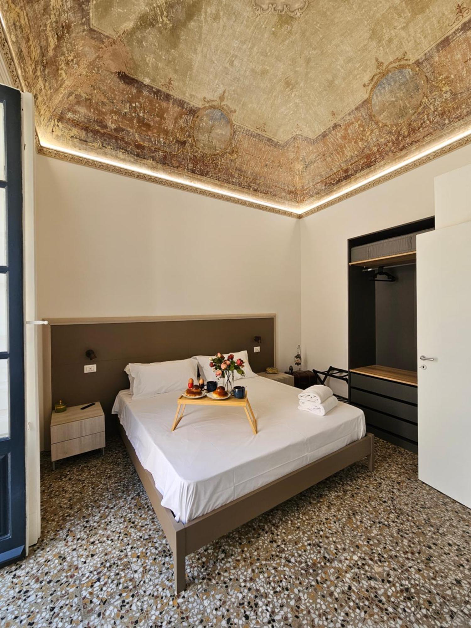 Grey House Apartments Catane Extérieur photo