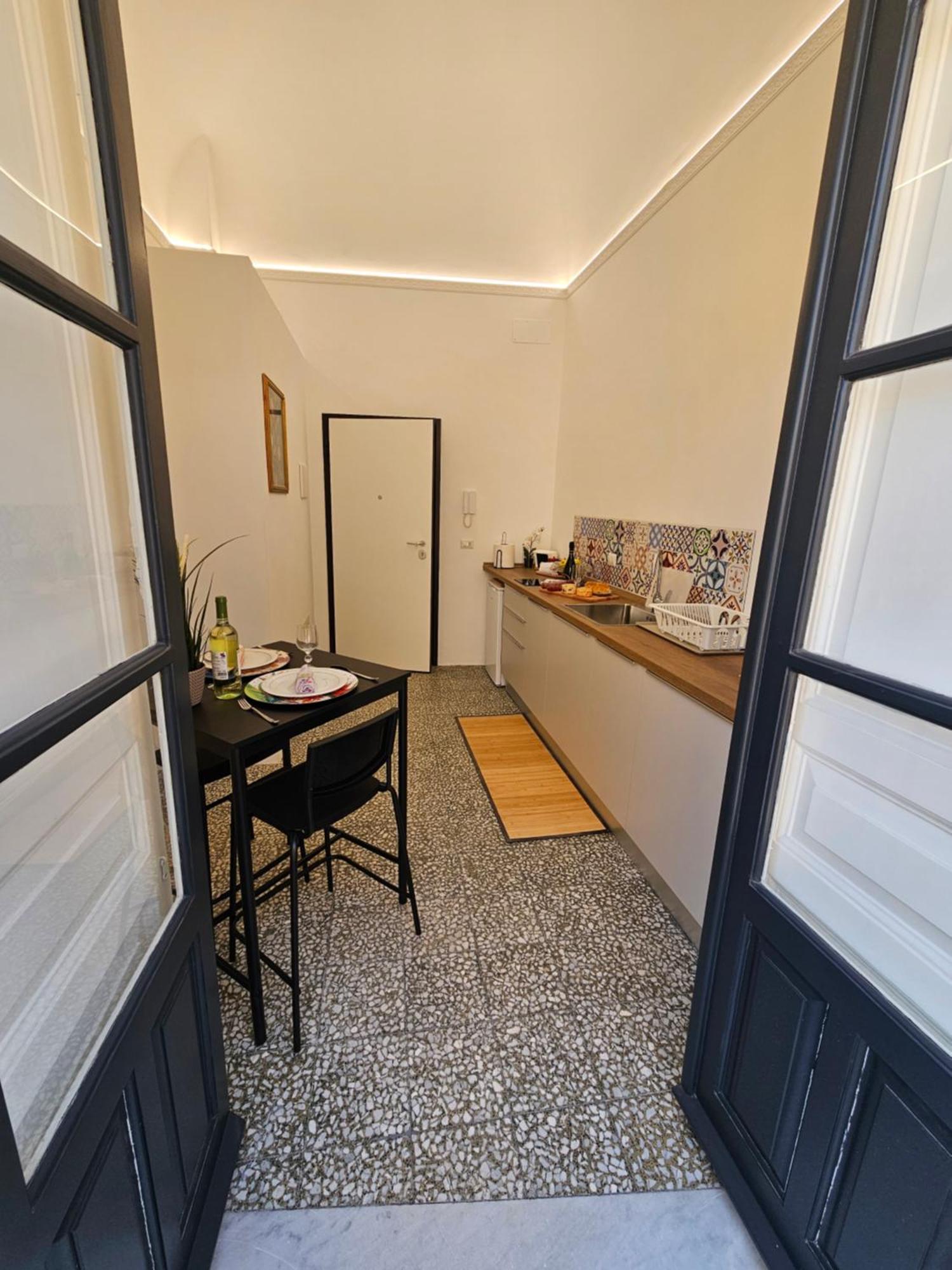 Grey House Apartments Catane Extérieur photo